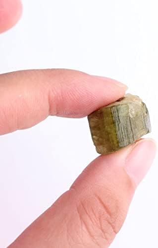 RUİTAİQİN SHİTU Doğal Mini Nadir Yeşil Turmalin Quarzt işlenmemiş taş Ham Taş mineral örneği Düzensiz Kristaller Koleksiyonu Reiki
